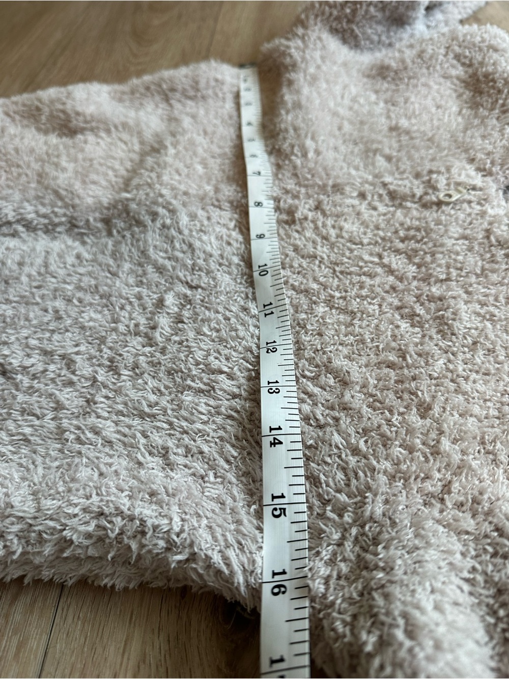 Barefoot Dreams Plush Sherpa Hoodie in Light Taupe - Picture 7 of 8